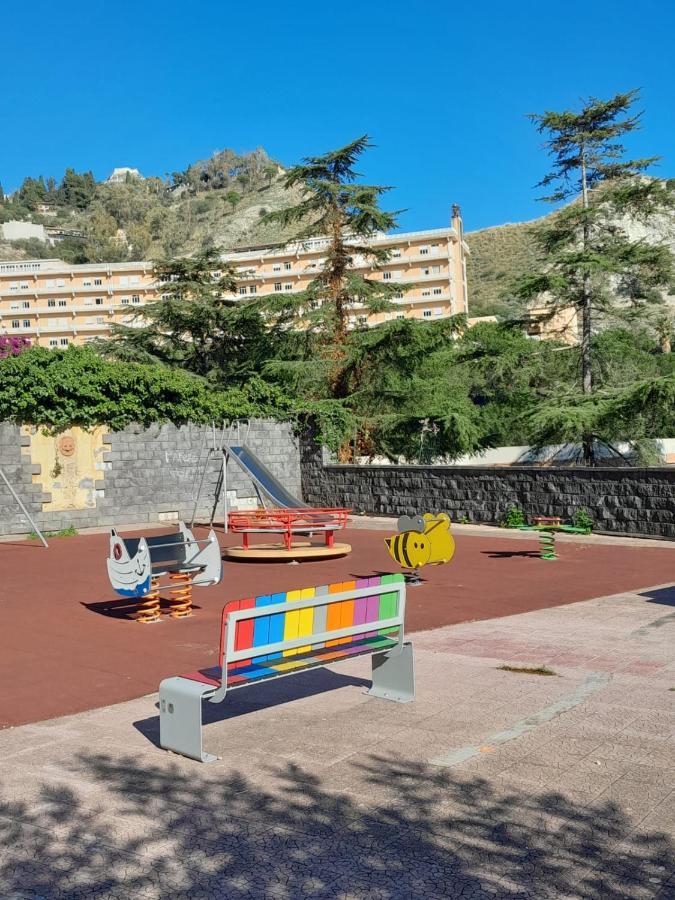 Mungi Bay, Flat With Sea View Roof Top Terrace Giardini Naxos Exterior photo